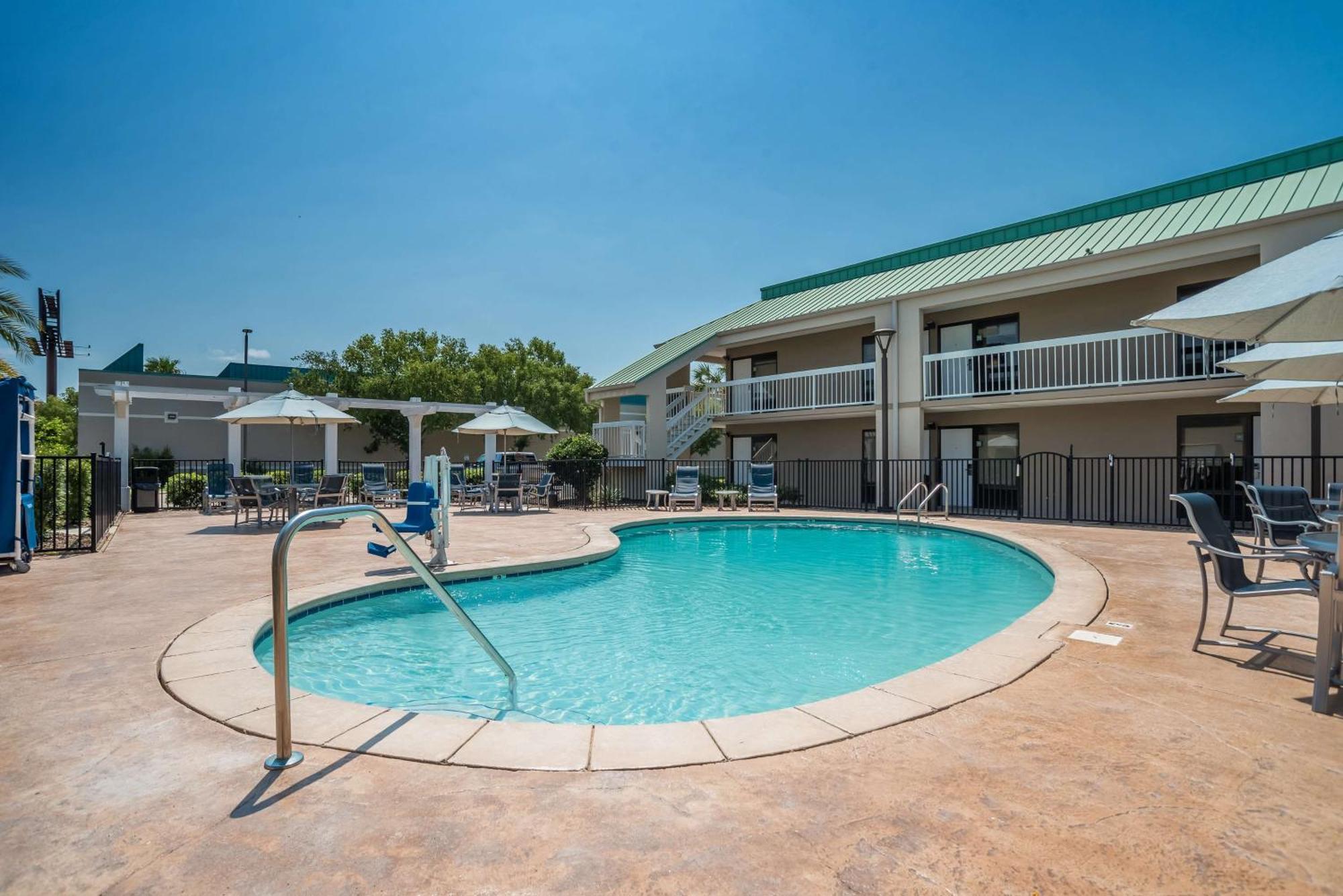 Best Western Flagship Inn Moss Point Exterior photo