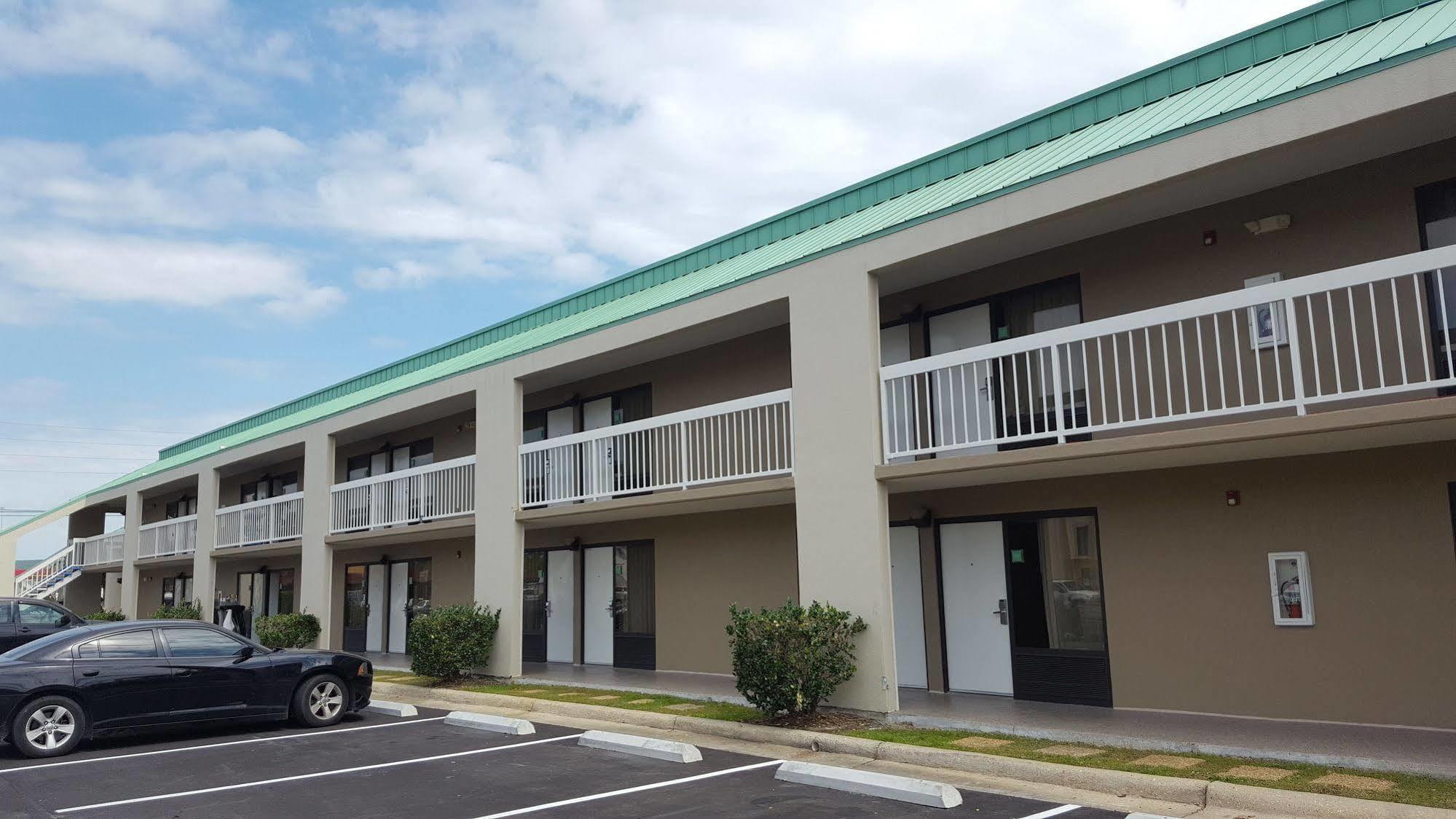 Best Western Flagship Inn Moss Point Exterior photo